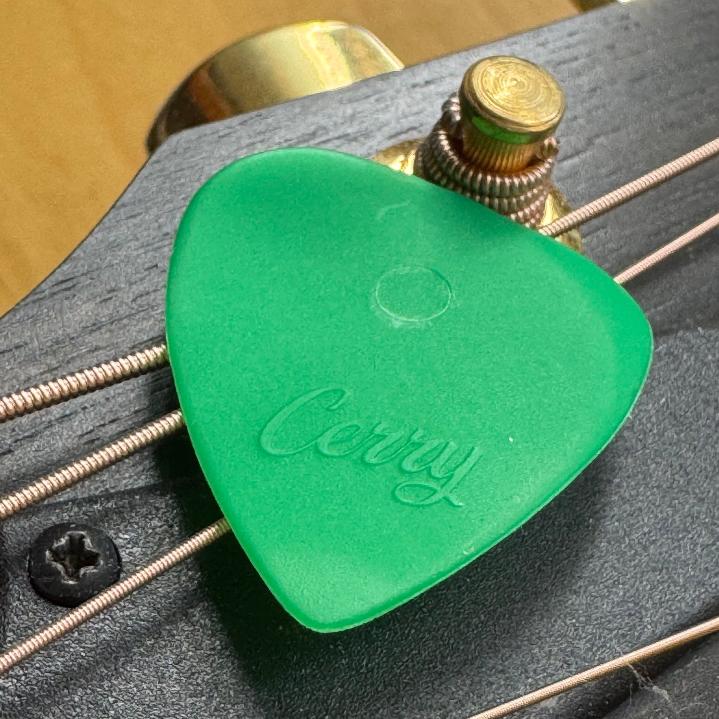 Cerry nylon S verde chiaro 0,6 mm.